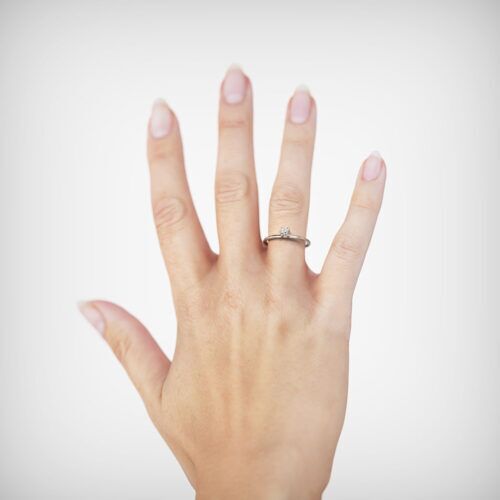 Anillo de Compromiso Solitario Aenean Oro Blanco 18kt